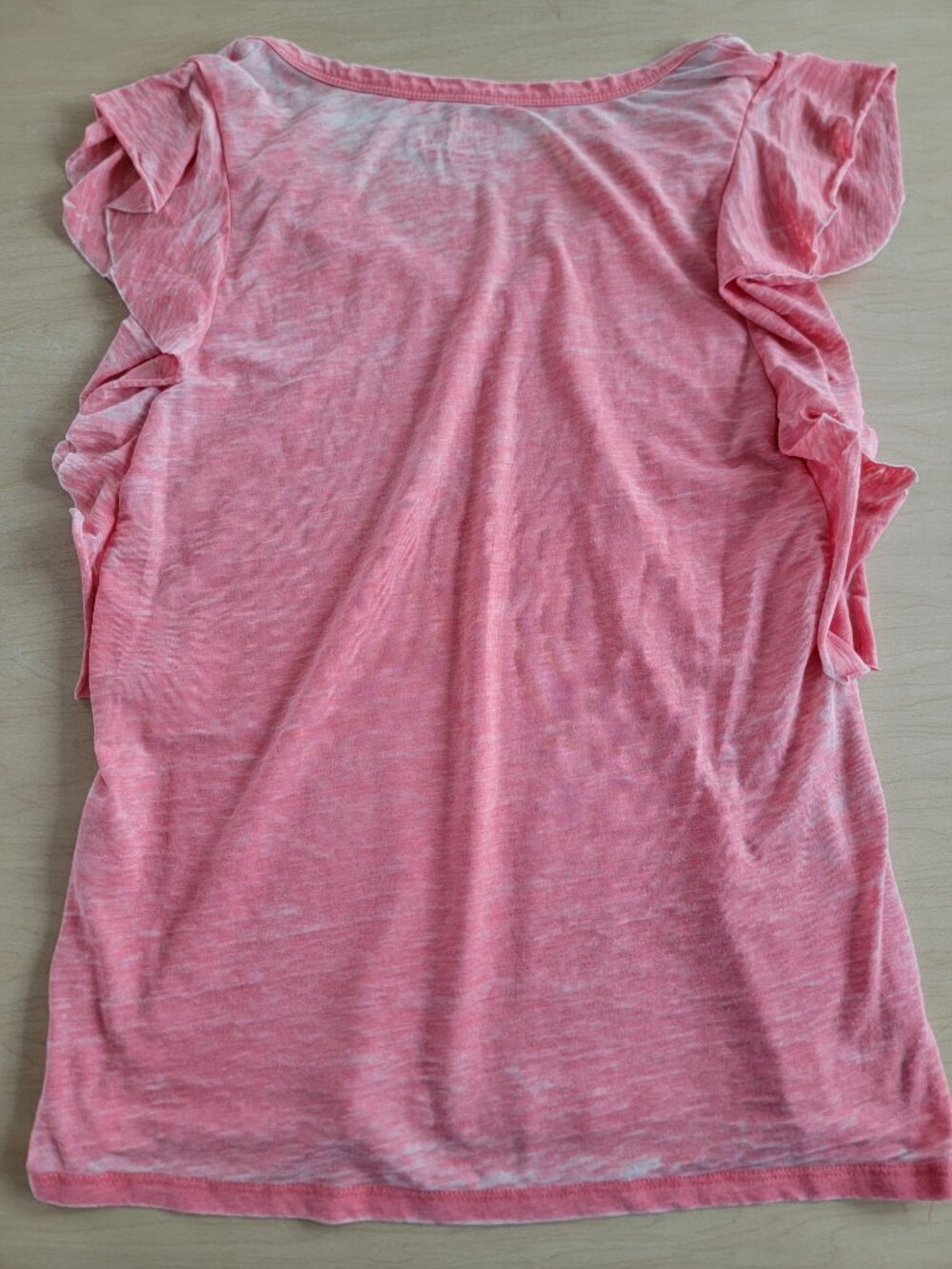 Time & Tru Pink Washed-out Flutter Sleeve V Neck T-Shirt Medium - Picture 3 of 3